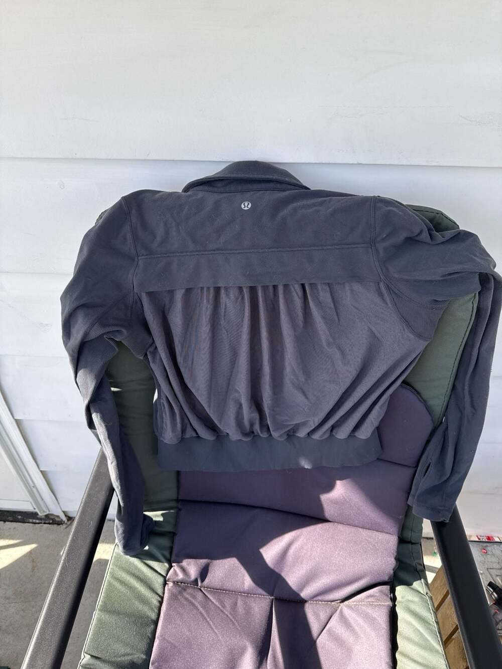 Lululemon In Stride Jacket Black Mesh Pleated Back Full Zip - Picture 3 of 3